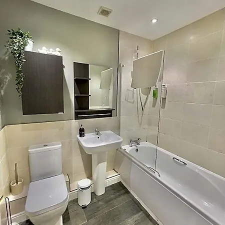 Monkbridge Mews Hotel 4*
